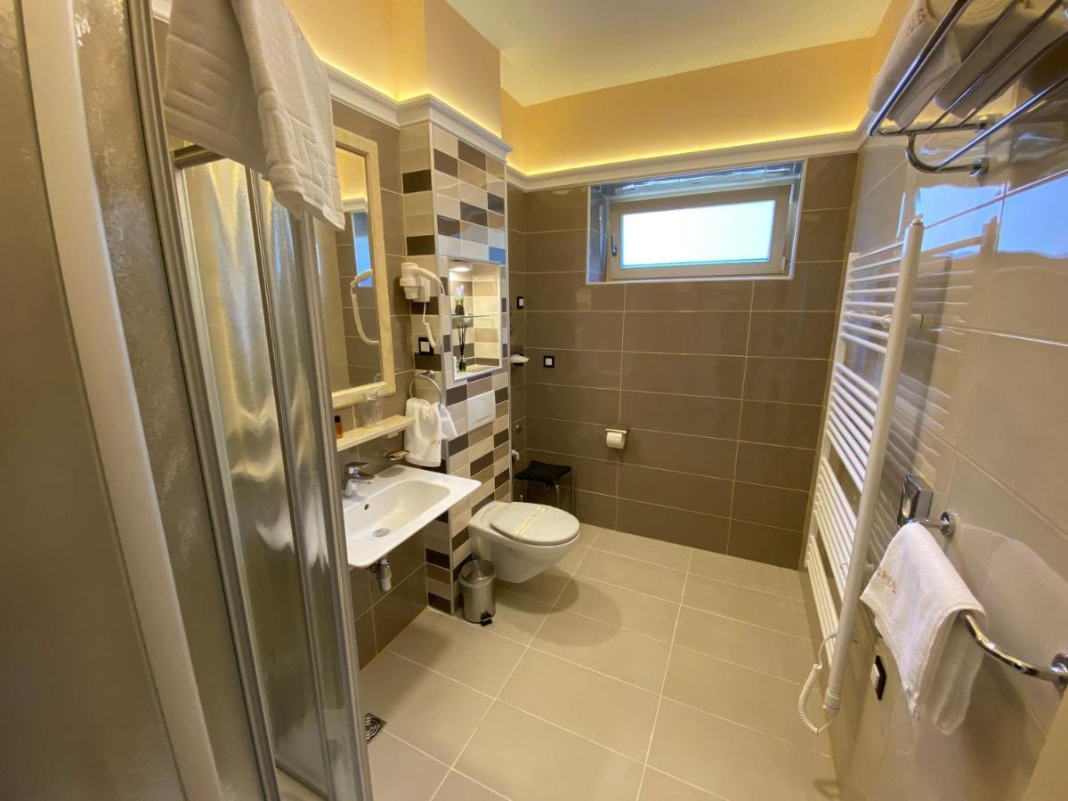 Banjol Villas Arbia - Magdalena By The Beach מראה חיצוני תמונה