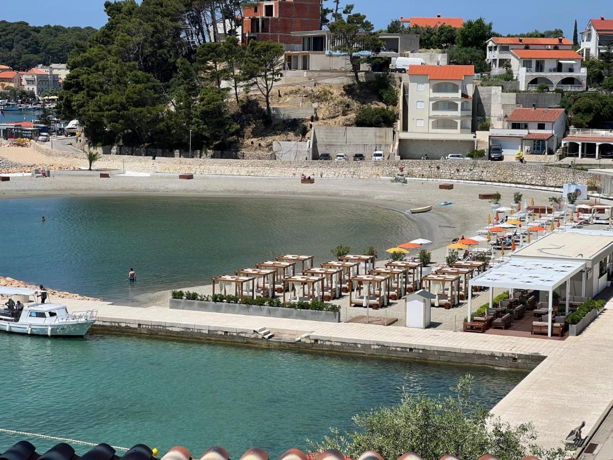 Banjol Villas Arbia - Magdalena By The Beach מראה חיצוני תמונה